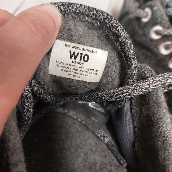 Allbirds wool runner tennis shoes - Picture 5 of 6